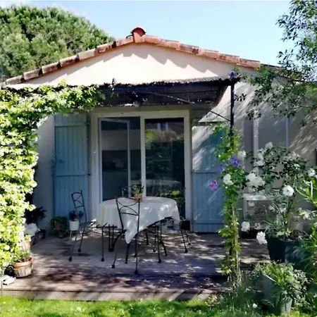 La Maison De Domi Dom wakacyjny Montboucher-sur-Jabron